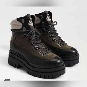 SIZE 5.5. EDELMAN  KACE. LACE UP LUG  SOLE BOOT. Black and Brown Women's Boots